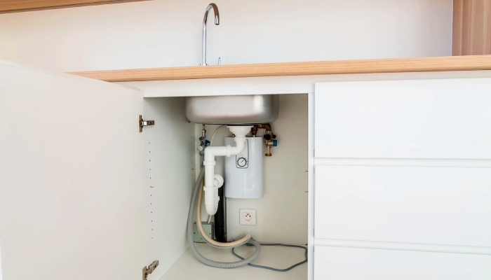 Installation and maintenance tips for under sink tankless water heaters